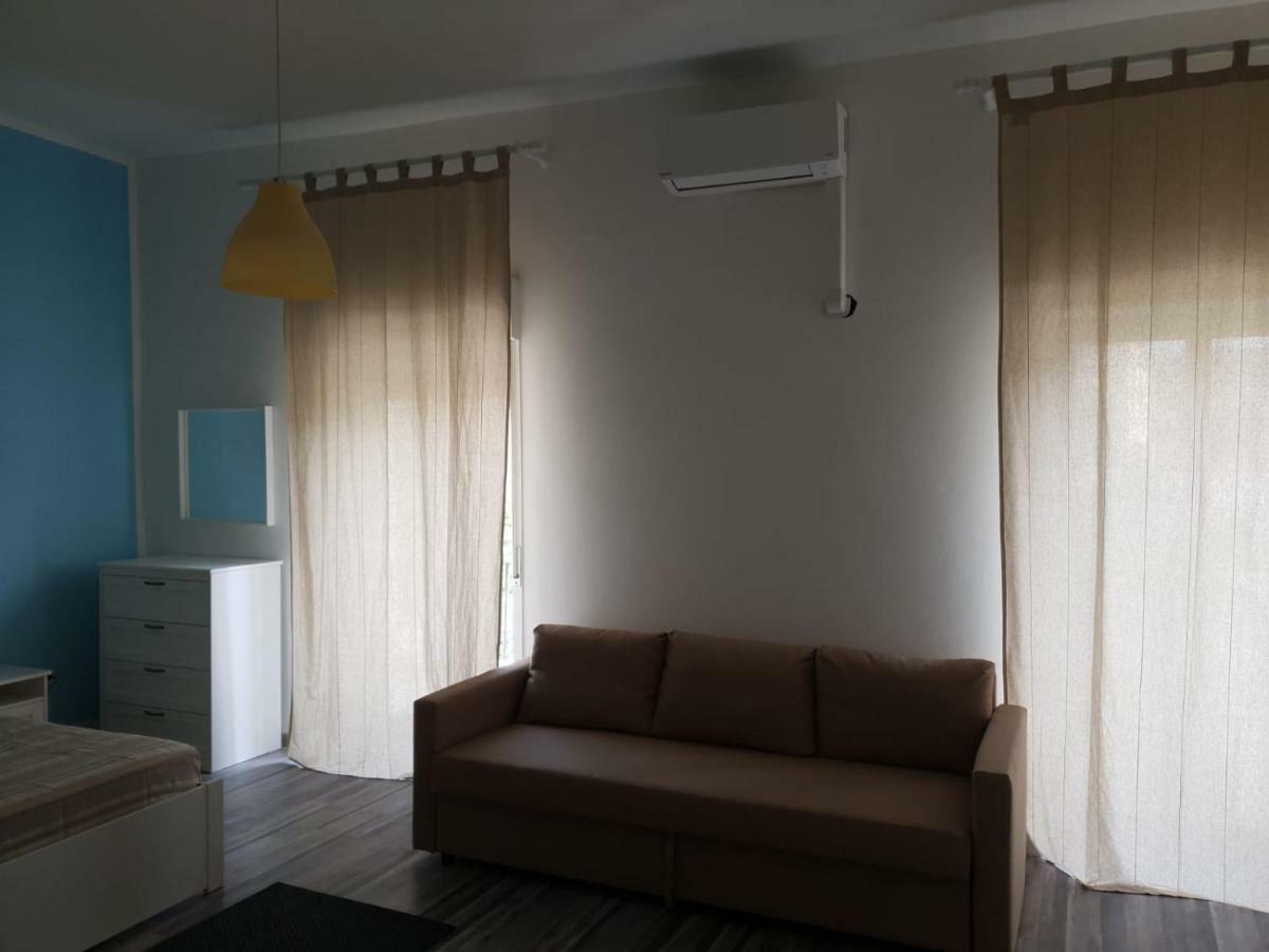 Lipari Suite Apartament ภายนอก รูปภาพ