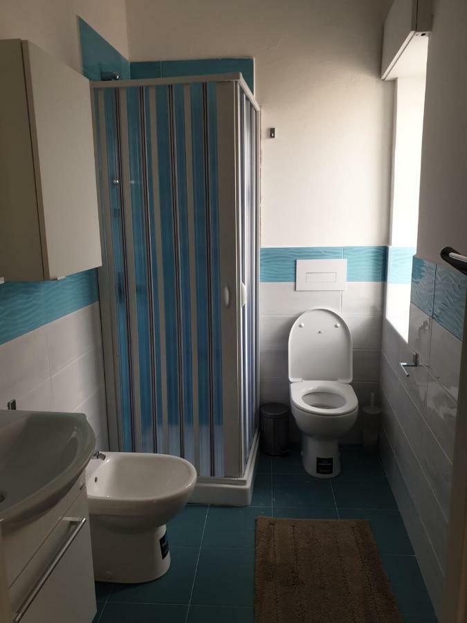 Lipari Suite Apartament ภายนอก รูปภาพ