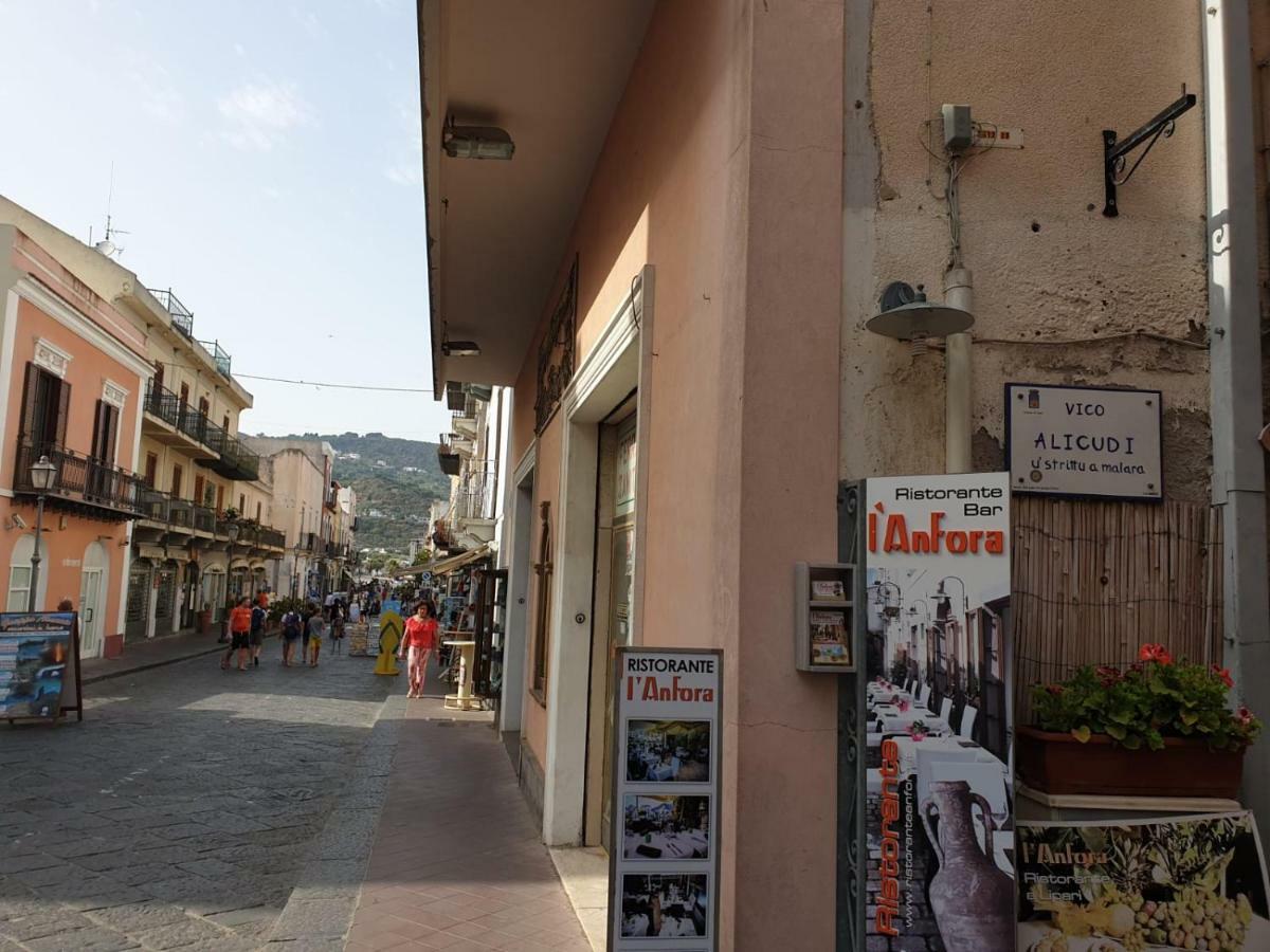 Lipari Suite Apartament ภายนอก รูปภาพ