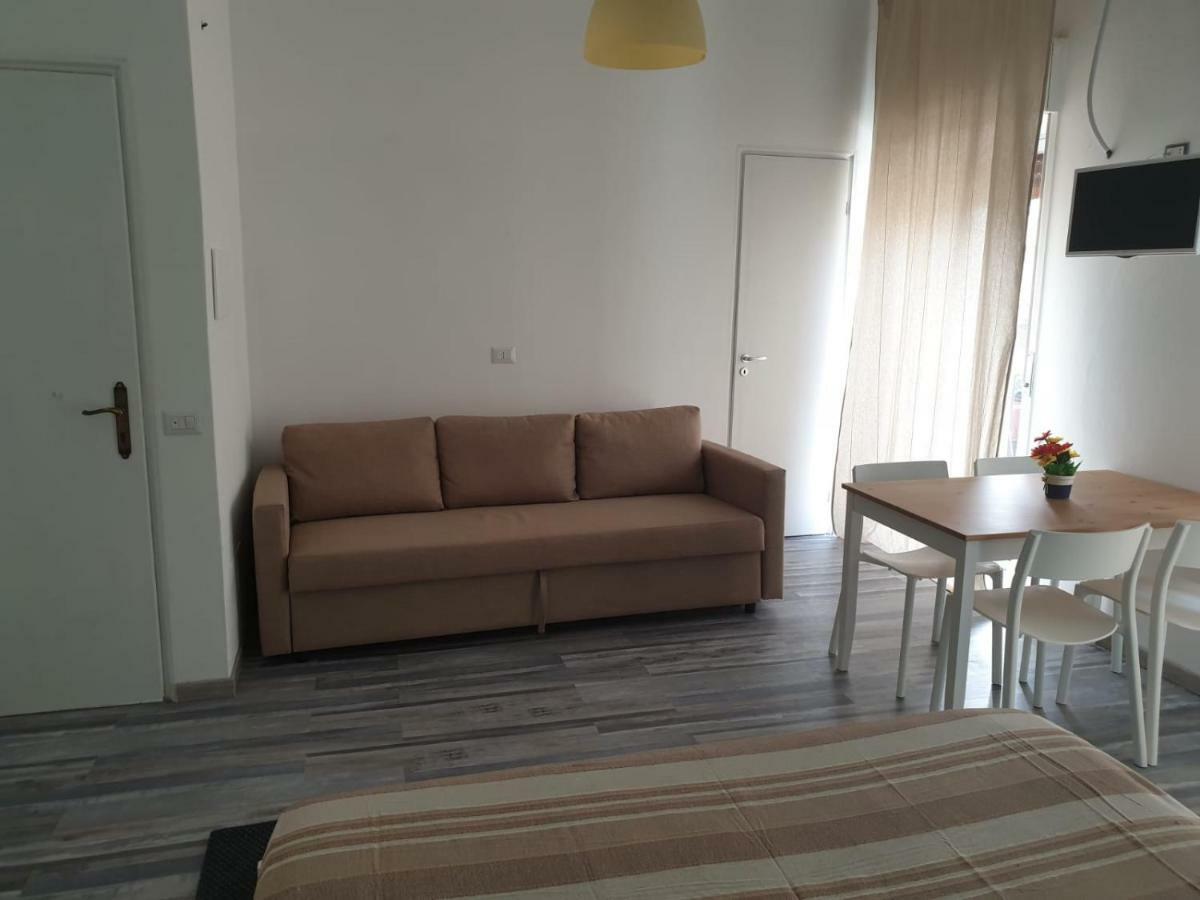 Lipari Suite Apartament ภายนอก รูปภาพ